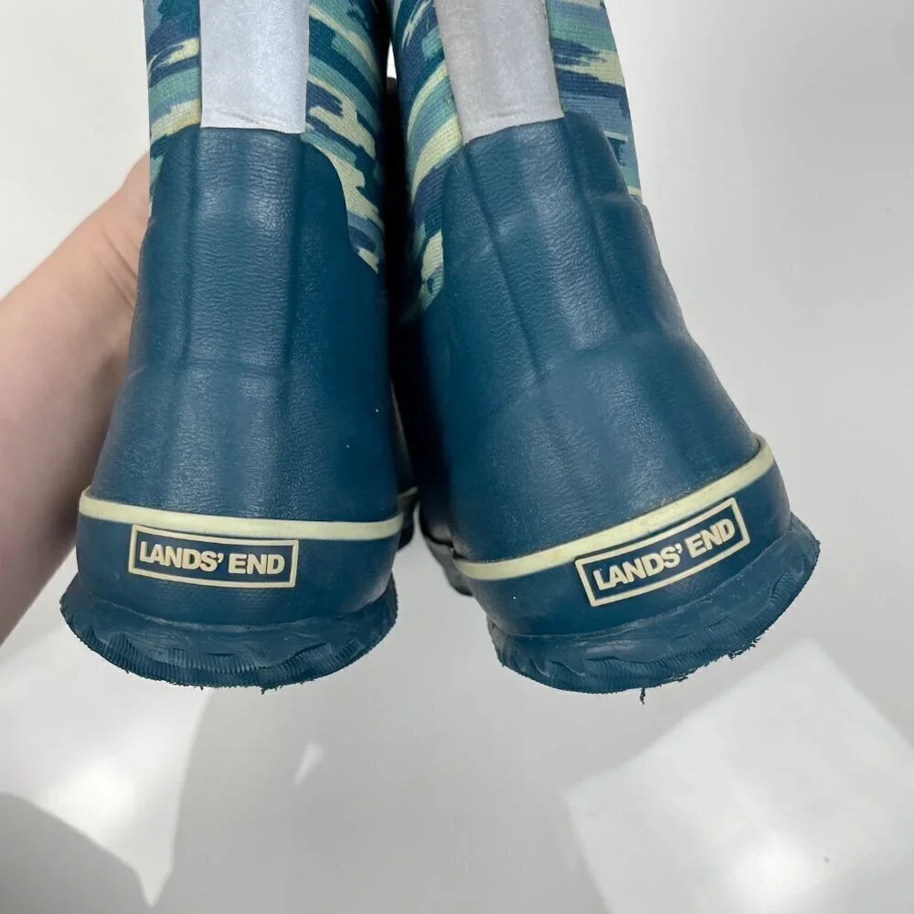 Lands End Children's Size 4 Blue Geometric Waterproof Rain and Snow Boots